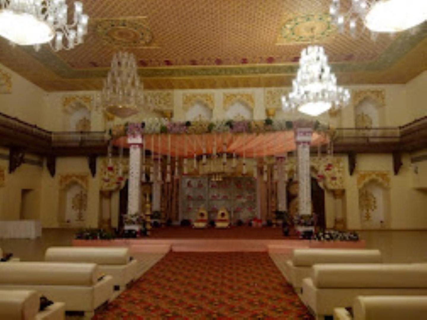 Laxminarayan Club & Resort Vadodara Bagian luar foto
