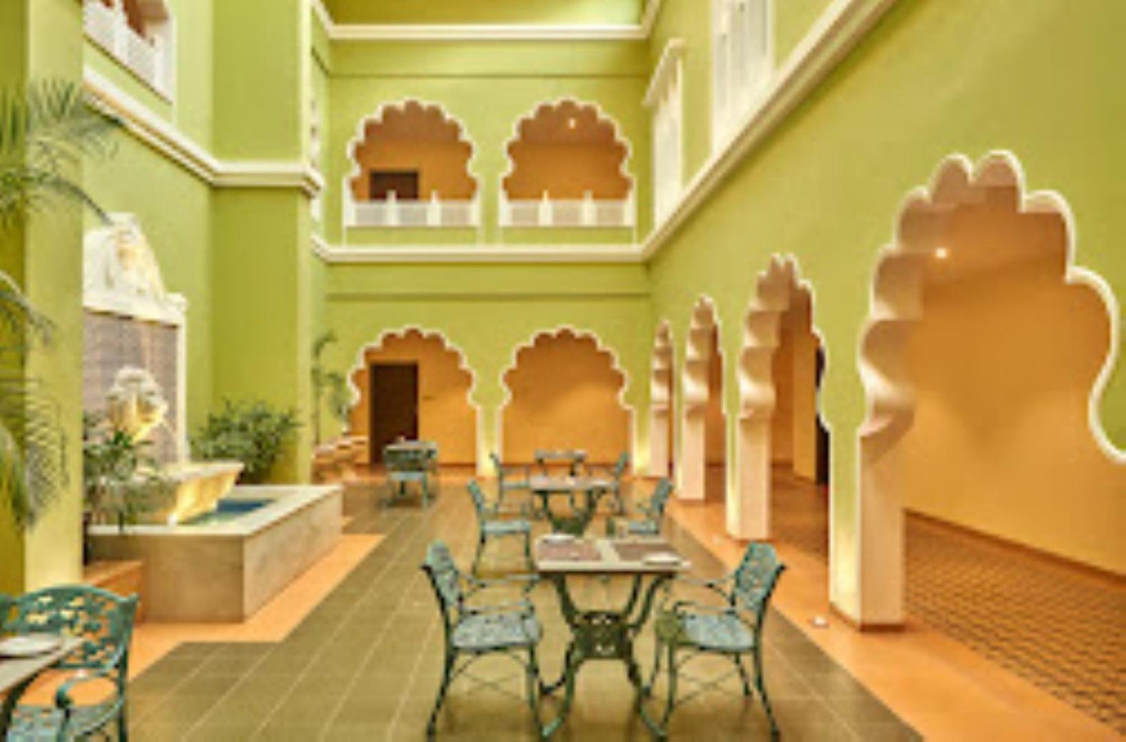 Laxminarayan Club & Resort Vadodara Bagian luar foto